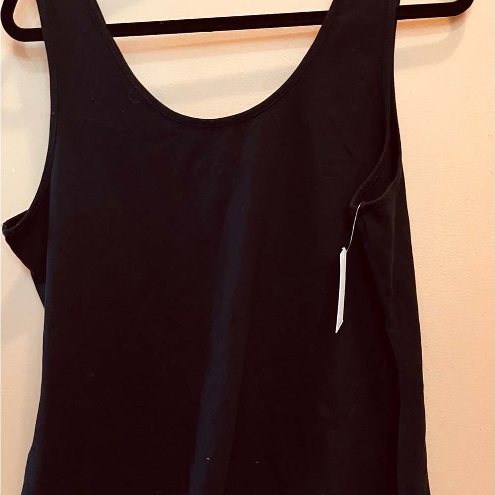 Crescent Drive Black Tank